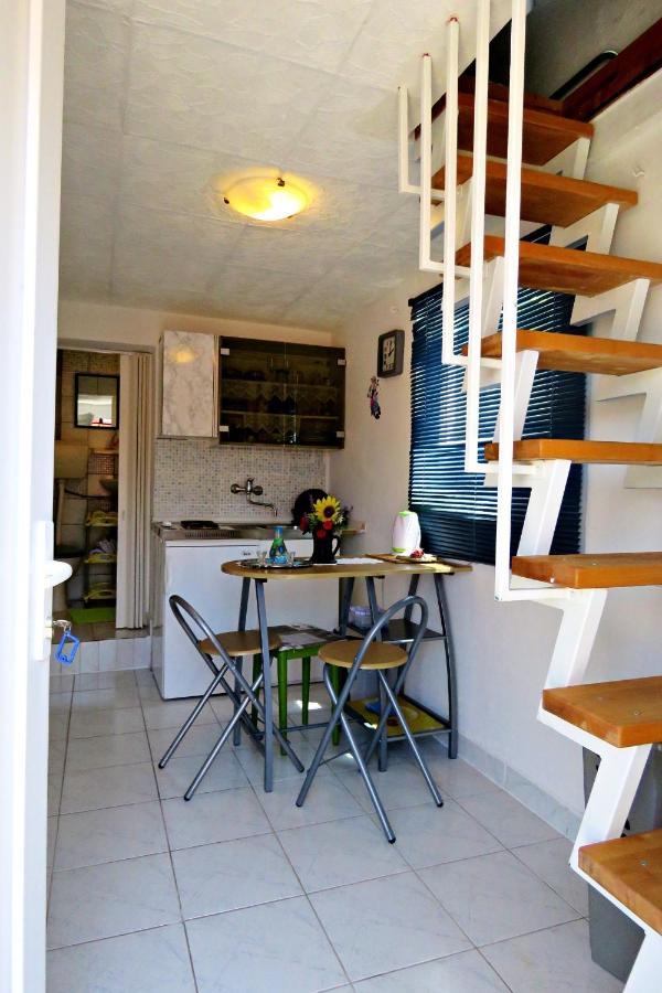 Apartmani Kate โตรกีร์ ภายนอก รูปภาพ