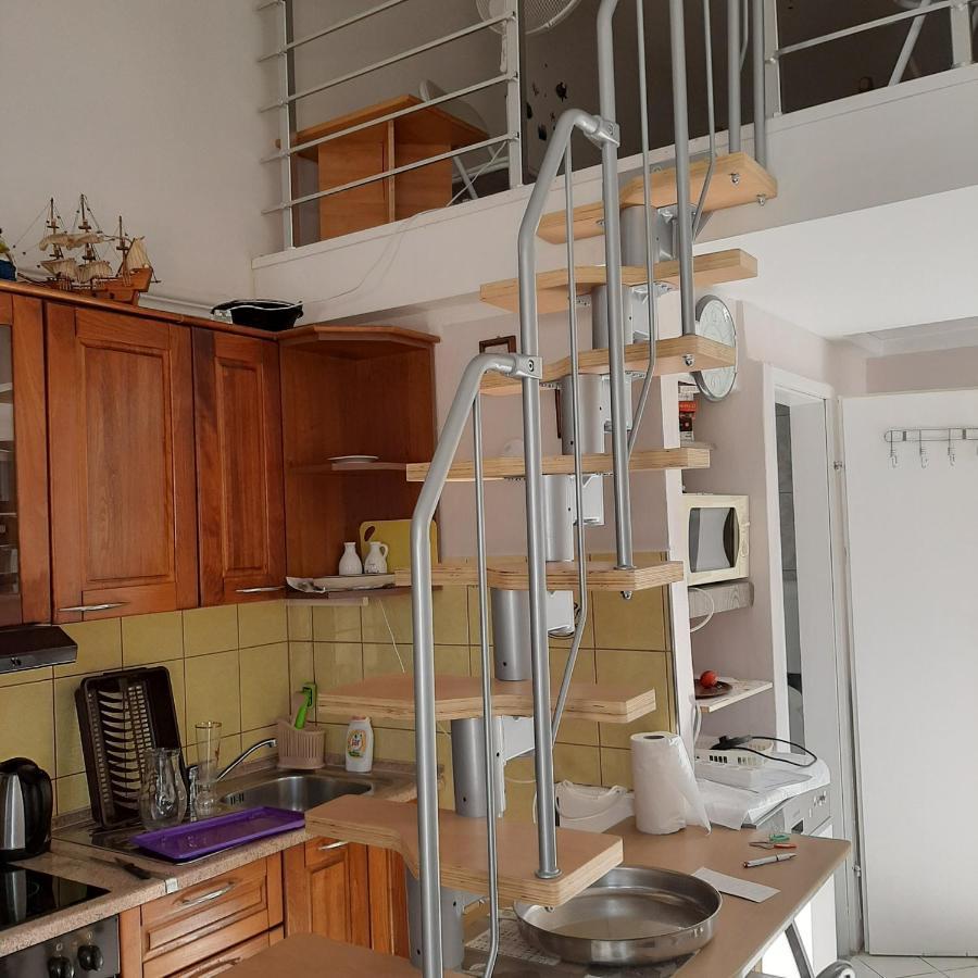 Apartmani Kate โตรกีร์ ภายนอก รูปภาพ
